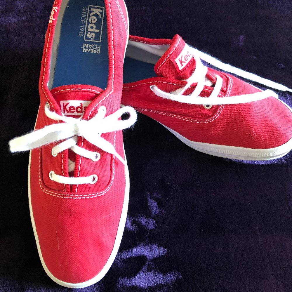 Keds Champion Canvas Original Sneakers: Size 9.5
